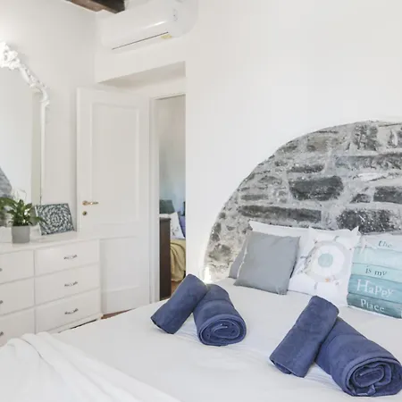 Apartment In The Historic Village - Riva 10 Carate Urio